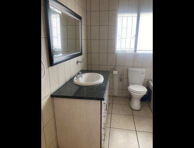 3 BEDROOM APARTMENT FOR SALE IN ORIEL